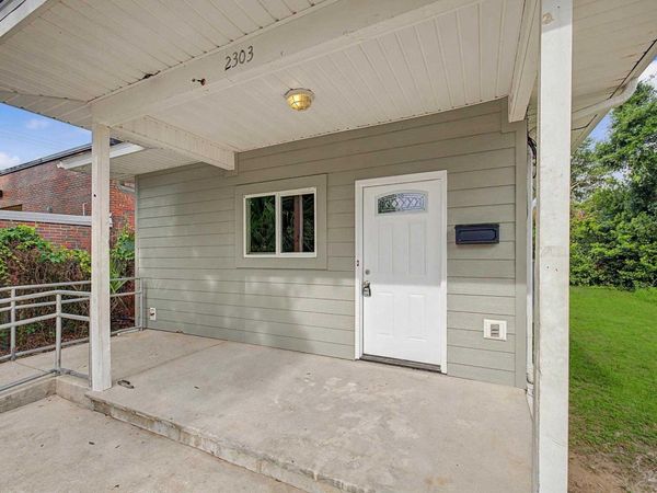 2303 N Spring St, Pensacola, FL 32501