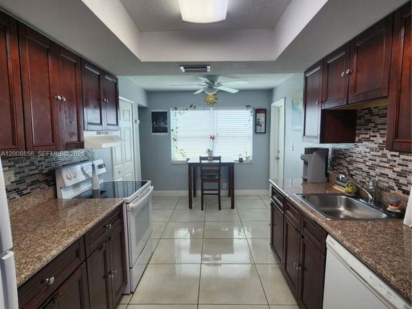 3381 NW 33rd Ct , Lauderdale Lakes, FL 33309