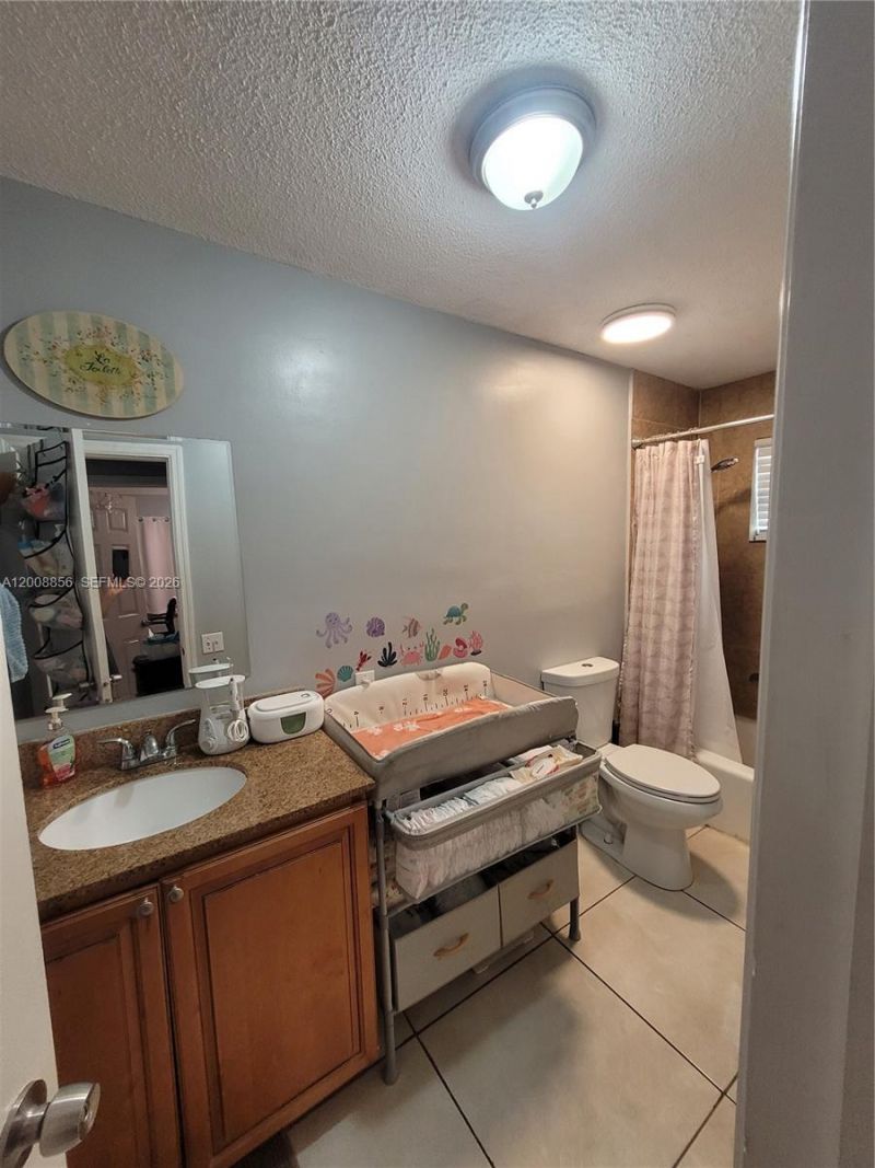 3381 NW 33rd Ct , Lauderdale Lakes, FL 33309 Photo