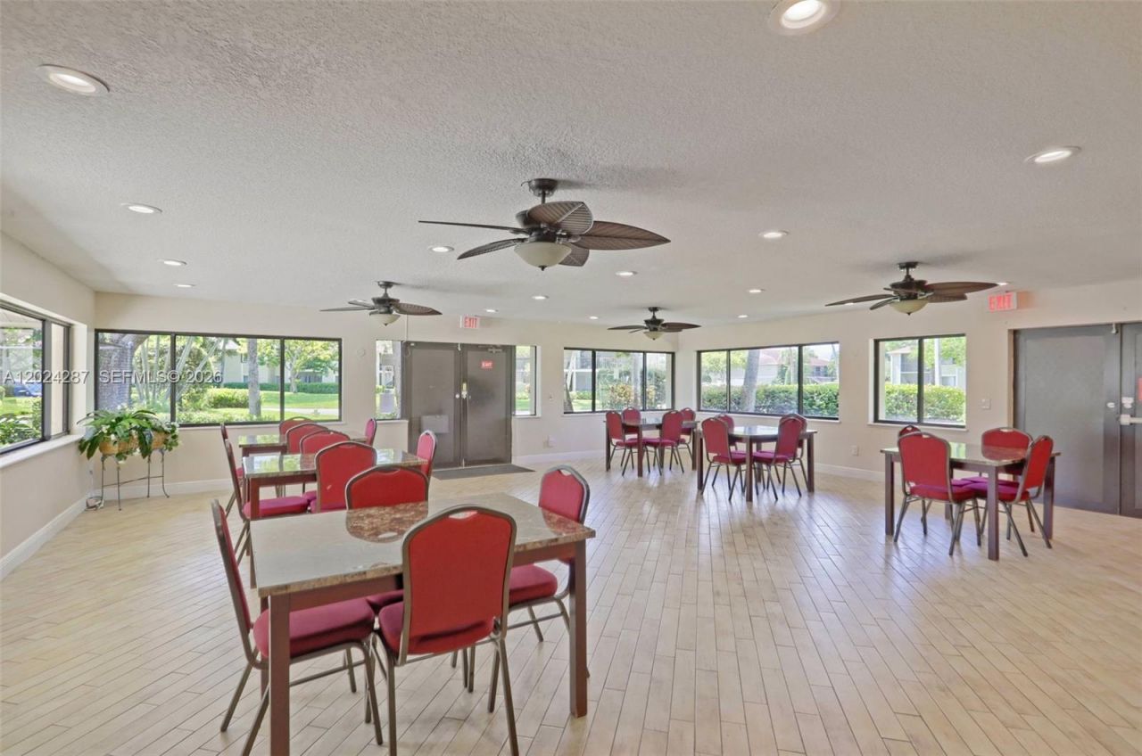 6555 Chasewood Dr , Unit D, Jupiter, FL 33458 Photo