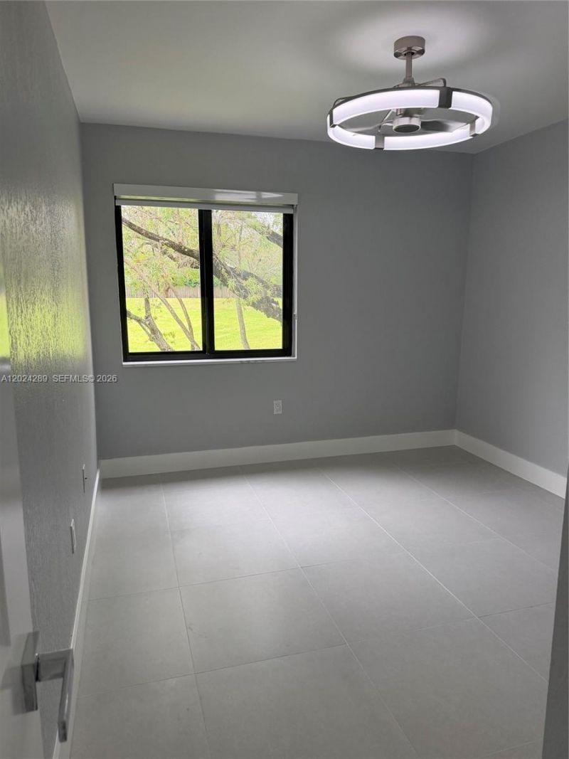 10233 NW 9th St Cir , Unit 105-1, Miami, FL 33172 Photo