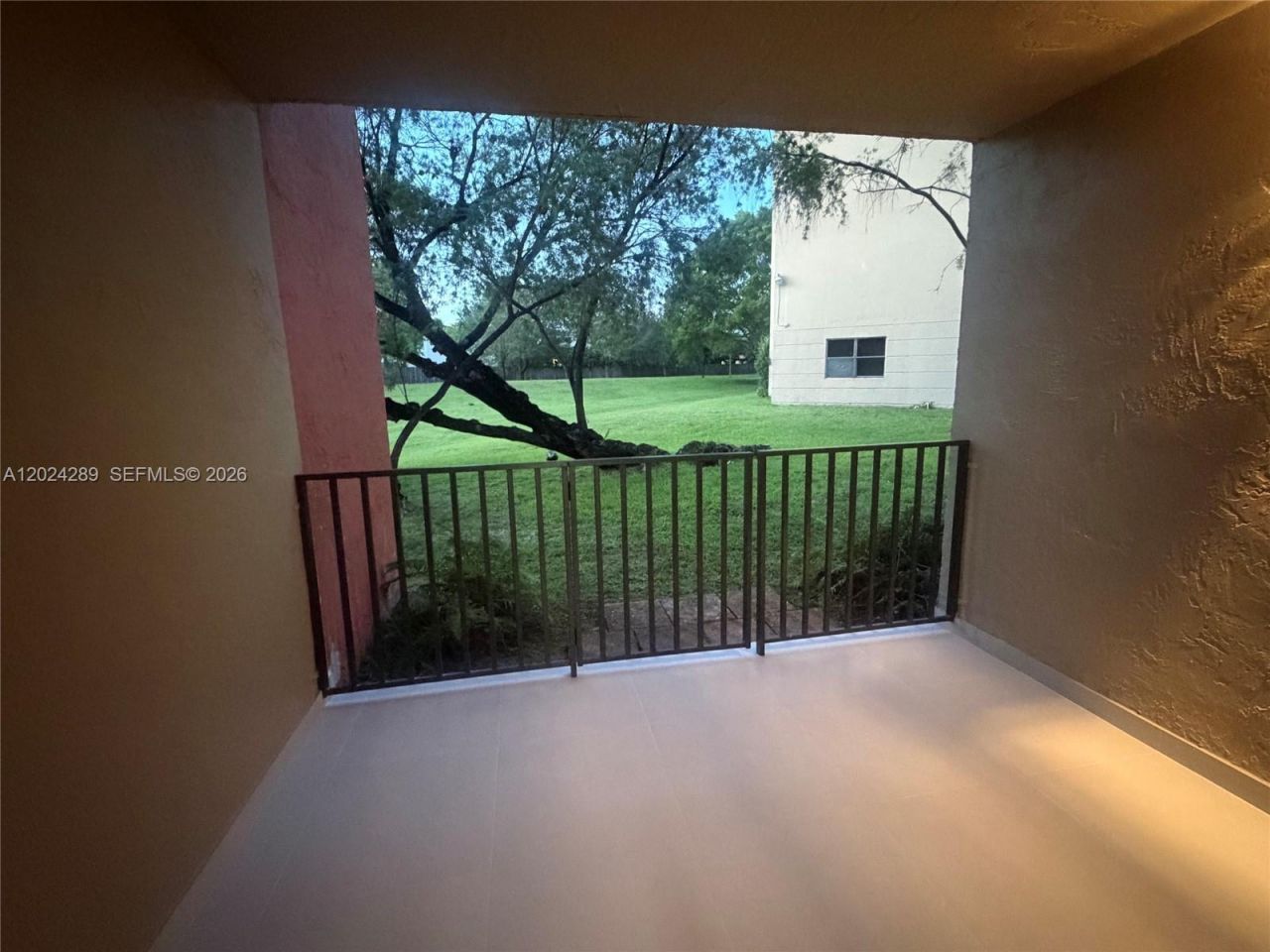 10233 NW 9th St Cir , Unit 105-1, Miami, FL 33172 Photo