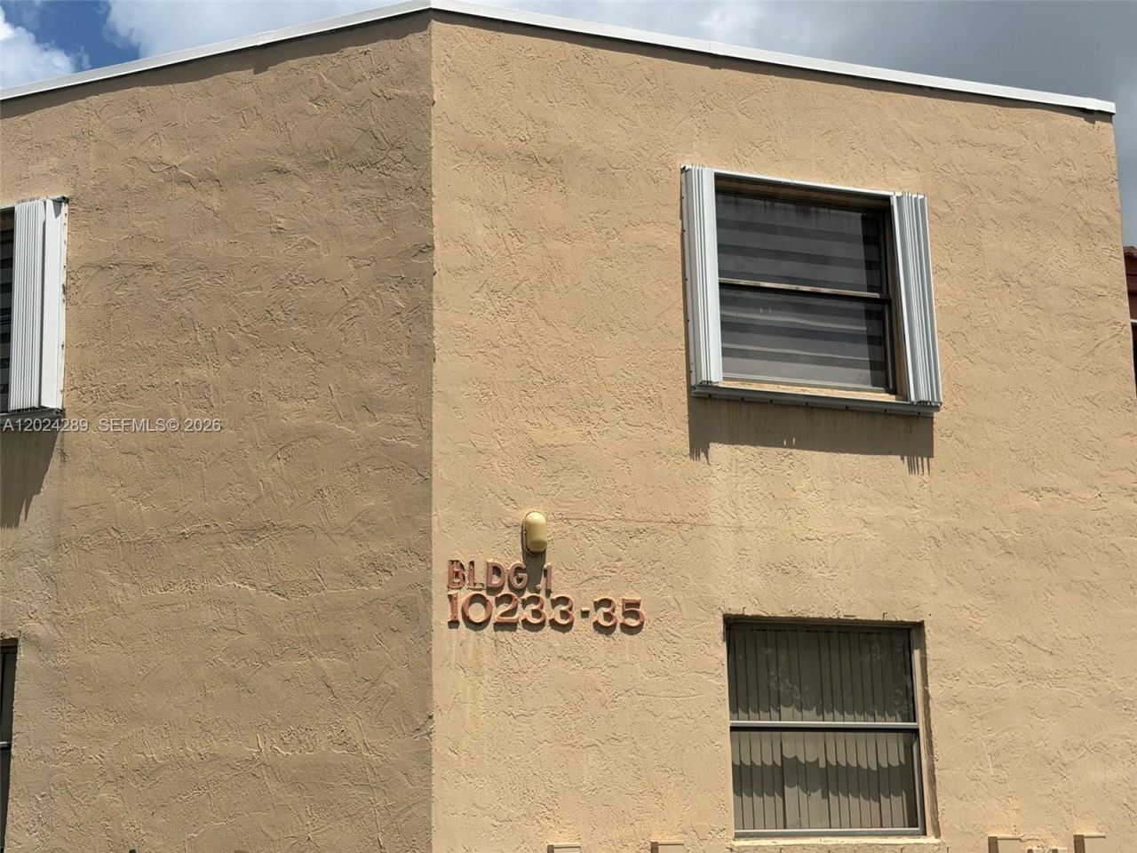 10233 NW 9th St Cir , Unit 105-1, Miami, FL 33172 Photo