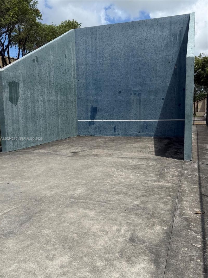 10233 NW 9th St Cir , Unit 105-1, Miami, FL 33172 Photo
