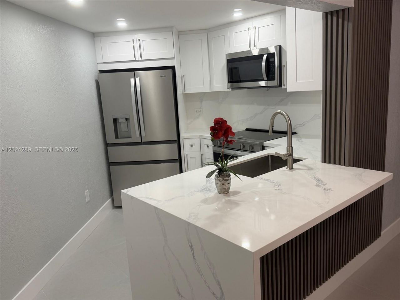 10233 NW 9th St Cir , Unit 105-1, Miami, FL 33172 Photo