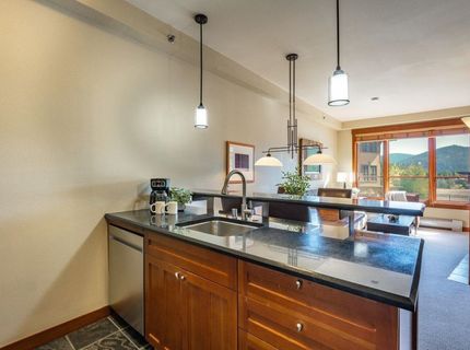 1750 Village East Road, Olympic Valley, CA 96146 Photo