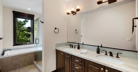 10120 Sagebrush Court, Truckee, CA 96161 Photo
