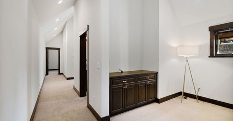 10120 Sagebrush Court, Truckee, CA 96161 Photo