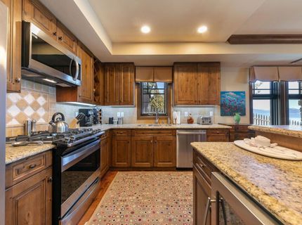 6750 North Lake Boulevard, Tahoe Vista, CA 96148 Photo