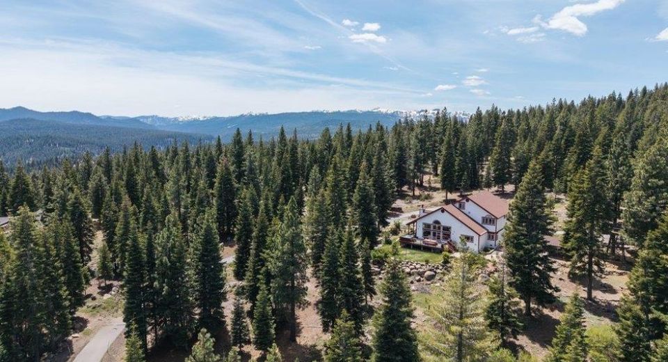 10983 Beacon Road, Truckee, CA 96161 Photo