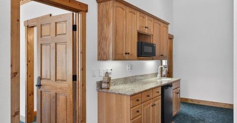 10983 Beacon Road, Truckee, CA 96161 Photo