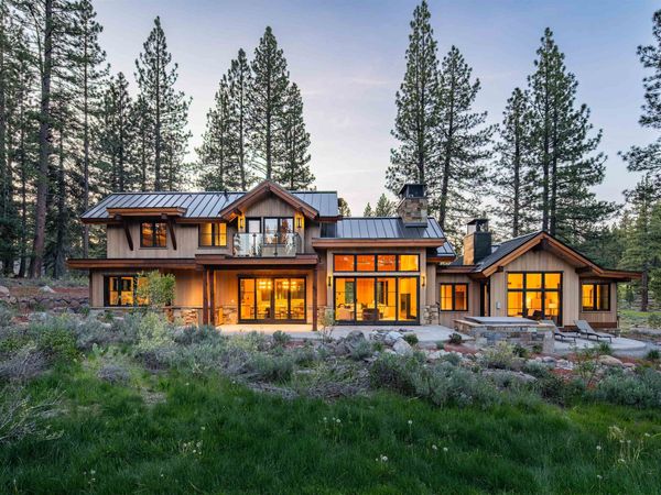 10212 Dick Barter, Truckee, CA 96161