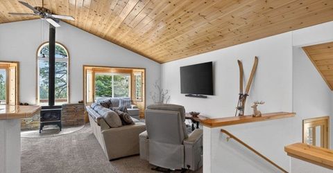 12698 Stockholm Way, Truckee, CA 96161 Photo