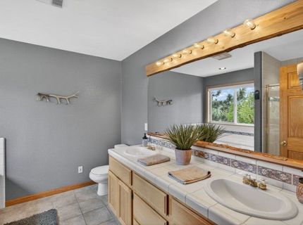 12698 Stockholm Way, Truckee, CA 96161 Photo
