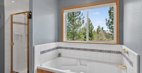 12698 Stockholm Way, Truckee, CA 96161 Photo