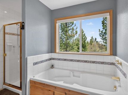 12698 Stockholm Way, Truckee, CA 96161 Photo