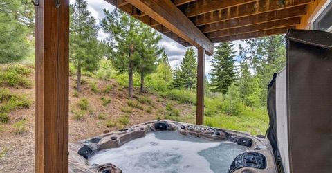 12698 Stockholm Way, Truckee, CA 96161 Photo