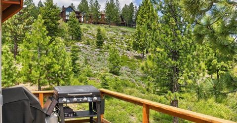 12698 Stockholm Way, Truckee, CA 96161 Photo