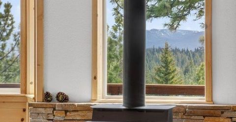 12698 Stockholm Way, Truckee, CA 96161 Photo