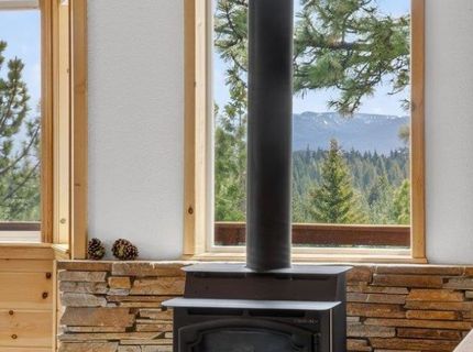 12698 Stockholm Way, Truckee, CA 96161 Photo