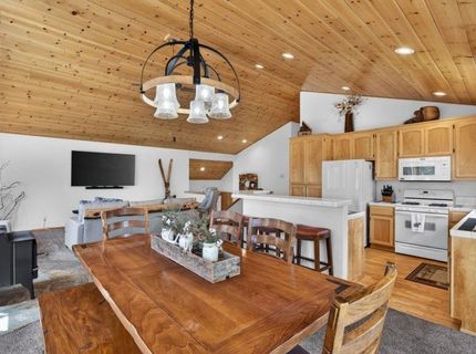 12698 Stockholm Way, Truckee, CA 96161 Photo