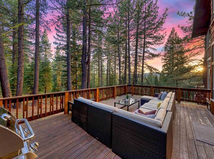 11114 Mougle Lane, Truckee, CA 96161 Photo