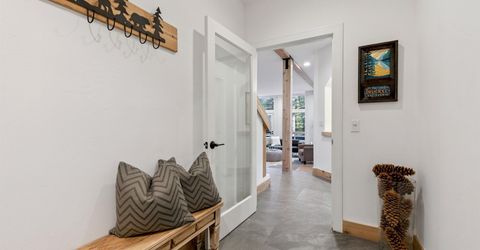 11114 Mougle Lane, Truckee, CA 96161 Photo