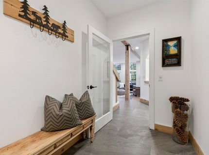 11114 Mougle Lane, Truckee, CA 96161 Photo