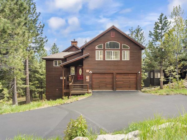 12397 Stockholm Way, Truckee, CA 96161