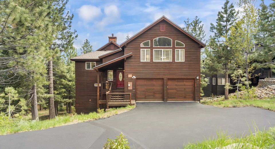 12397 Stockholm Way, Truckee, CA 96161 Photo