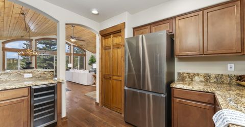 12397 Stockholm Way, Truckee, CA 96161 Photo
