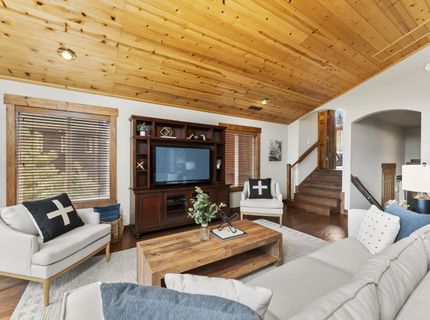 12397 Stockholm Way, Truckee, CA 96161 Photo