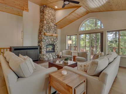14313 Hansel Avenue, Truckee, CA 96161 Photo