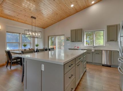 14313 Hansel Avenue, Truckee, CA 96161 Photo