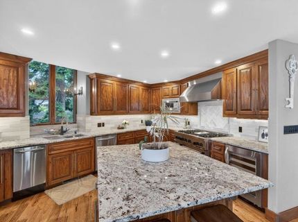 12684 Muhlebach Way, Truckee, CA 96161 Photo