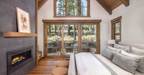 9649 Dunsmuir Way, Truckee, CA 96161 Photo