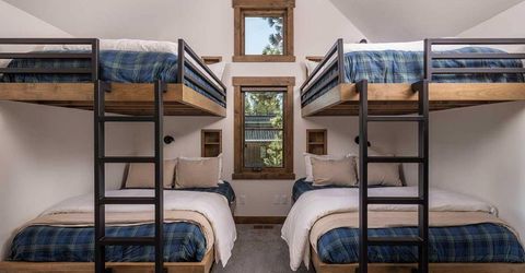 9649 Dunsmuir Way, Truckee, CA 96161 Photo