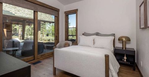 9649 Dunsmuir Way, Truckee, CA 96161 Photo