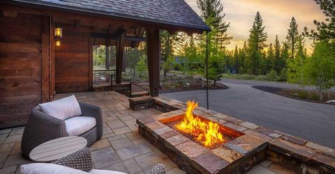 9649 Dunsmuir Way, Truckee, CA 96161 Photo