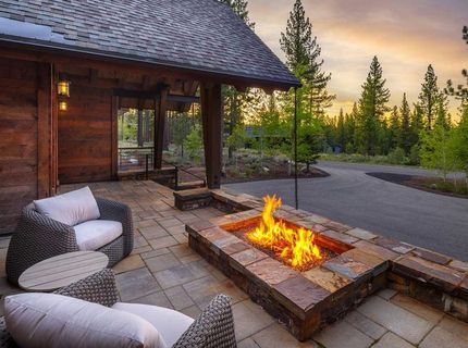 9649 Dunsmuir Way, Truckee, CA 96161 Photo