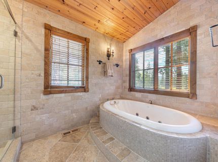115 Bob Watson, Truckee, CA 96161 Photo