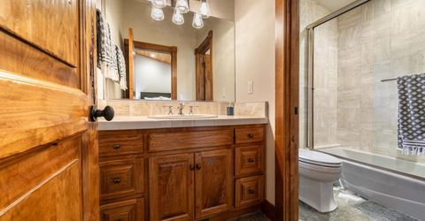 115 Bob Watson, Truckee, CA 96161 Photo