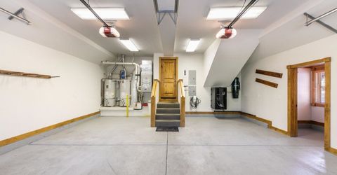 115 Bob Watson, Truckee, CA 96161 Photo