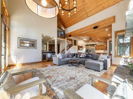 115 Bob Watson, Truckee, CA 96161 Photo