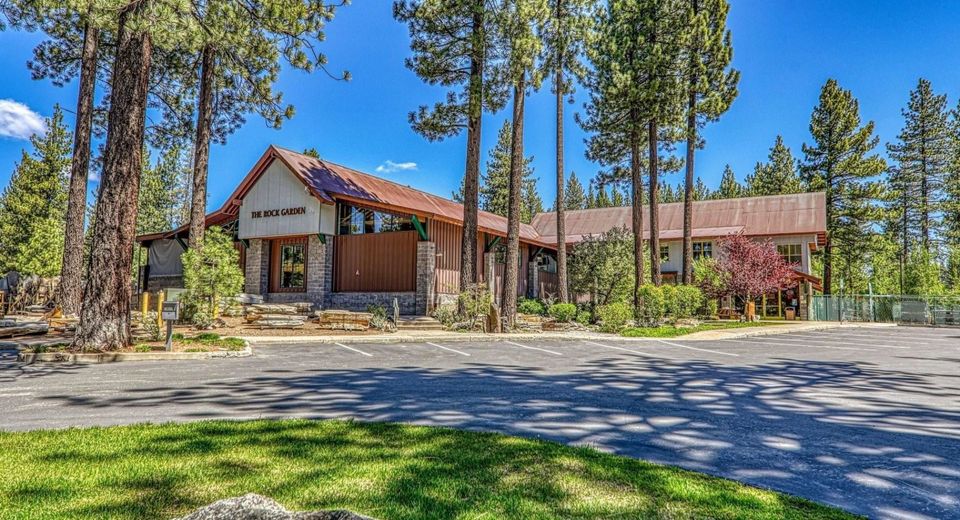 10642 Pioneer Trail, Truckee, CA 96161 Photo