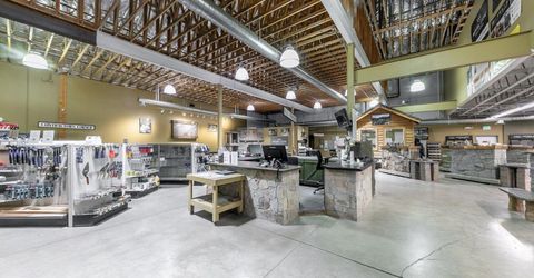 10642 Pioneer Trail, Truckee, CA 96161 Photo