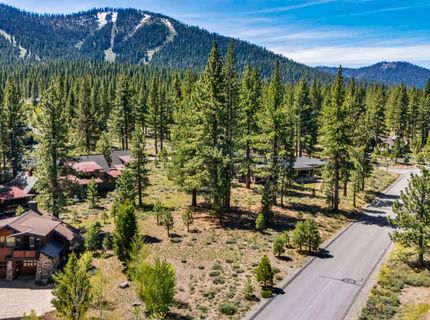 7985 Lahontan Drive, Truckee, CA 96161 Photo