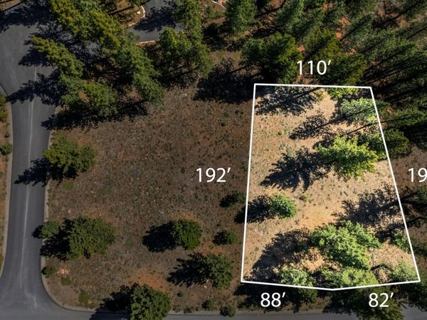 8154 Lahontan Drive, Truckee, CA 96161