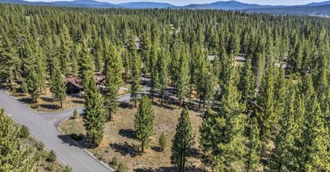 8154 Lahontan Drive, Truckee, CA 96161 Photo