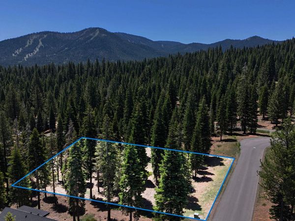 9188 Tarn Circle, Truckee, CA 96161